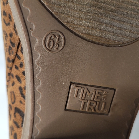 Time and Tru Leopard Booties - Picture 7 of 7